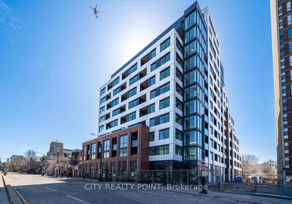664-spadina-avenue-toronto-toronto-ontario-c13717008