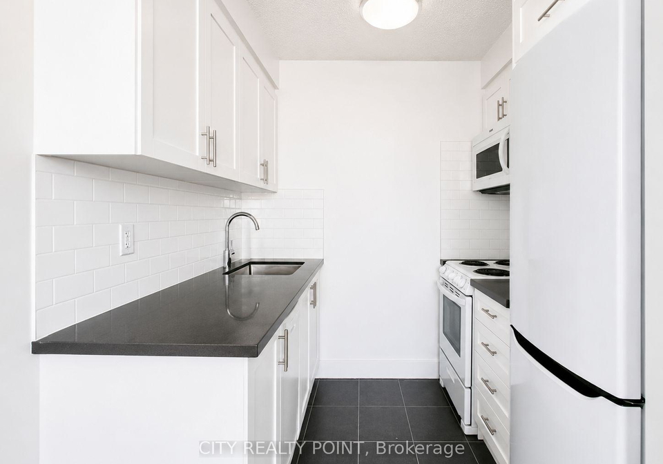 990-avenue-road-toronto-toronto-ontario-c13717038