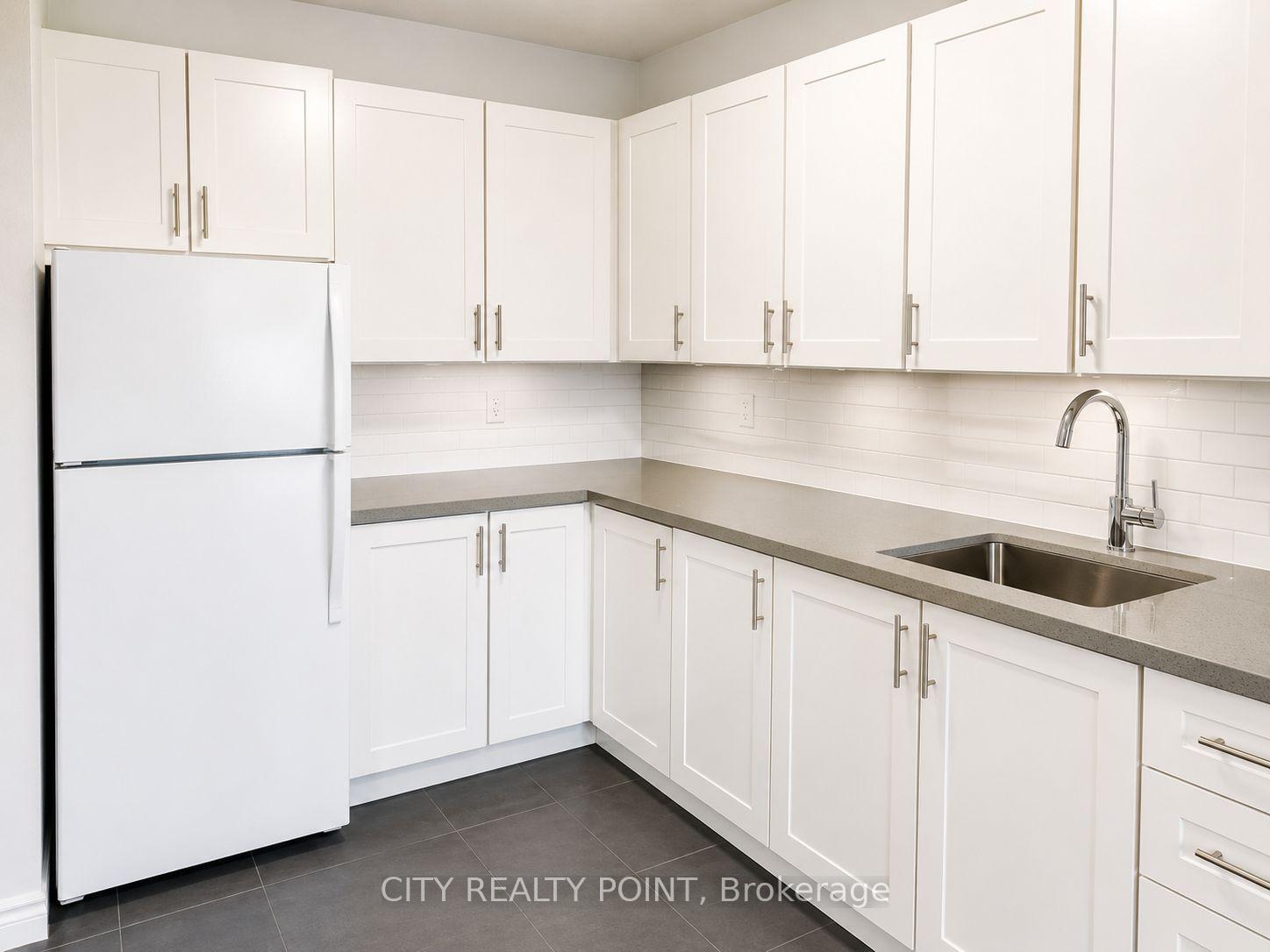525-eglinton-avenue-e-toronto-toronto-ontario-c13717040
