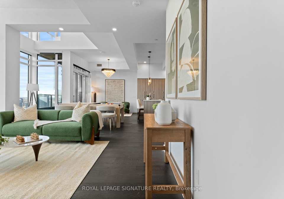 1-concord-cityplace-way-toronto-toronto-ontario-c13717094