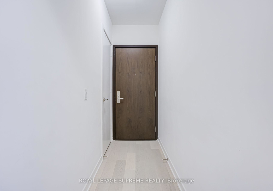 1-yorkville-avenue-toronto-toronto-ontario-c13717434