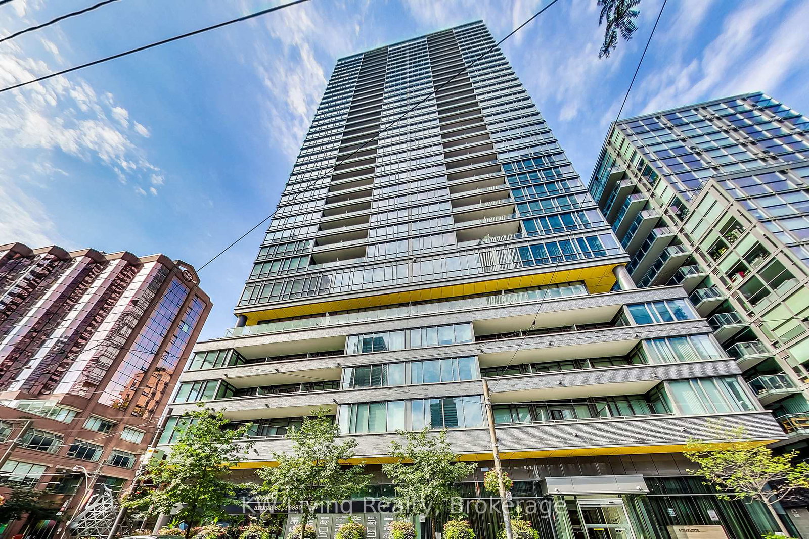 8-charlotte-street-toronto-toronto-ontario-c13717440