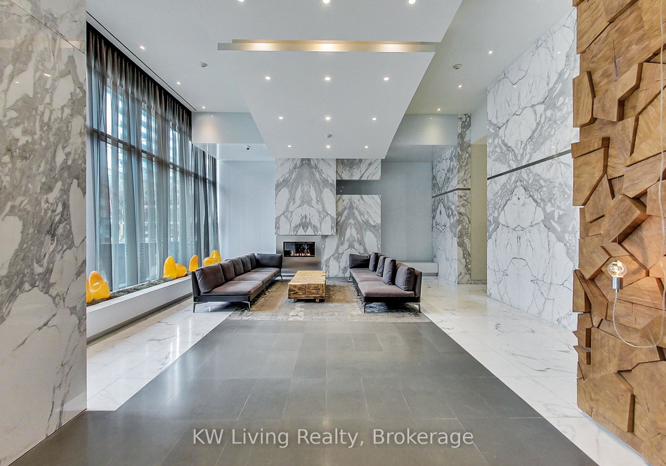 8-charlotte-street-toronto-toronto-ontario-c13717440