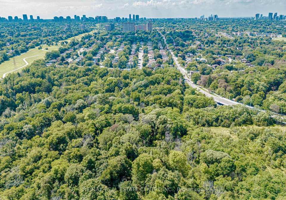 85-snowcrest-avenue-toronto-north-york-ontario-c13717558