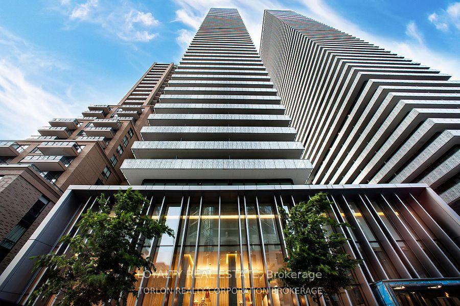42-charles-street-e-toronto-toronto-ontario-c13717742
