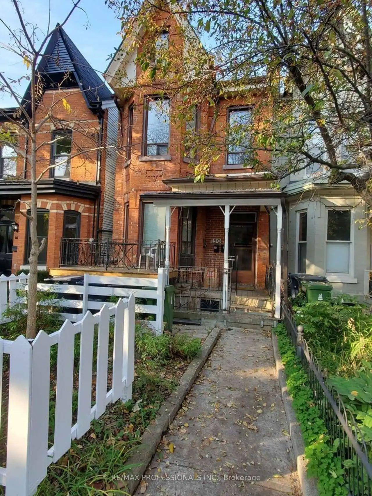 150-robert-street-toronto-toronto-ontario-c13717964