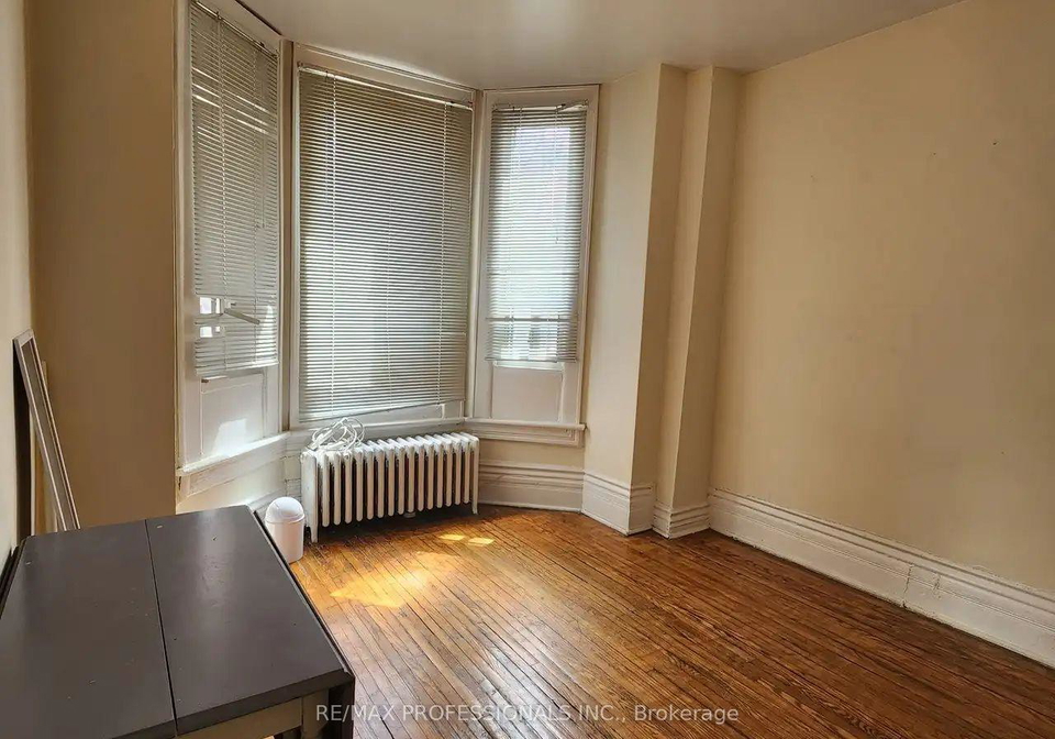150-robert-street-toronto-toronto-ontario-c13717964