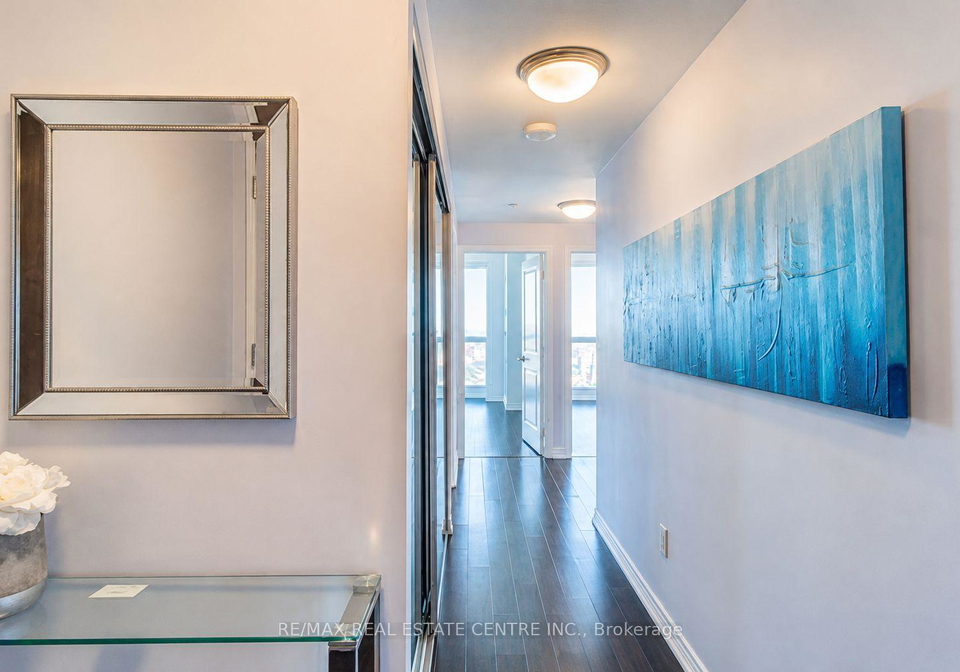 386-yonge-street-toronto-toronto-ontario-c13717982