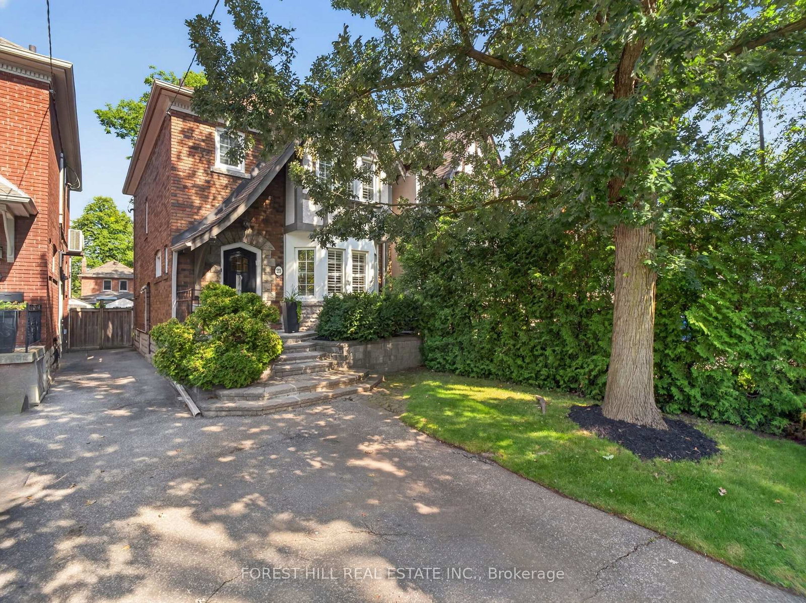 25-castlewood-road-toronto-toronto-ontario-c13718352