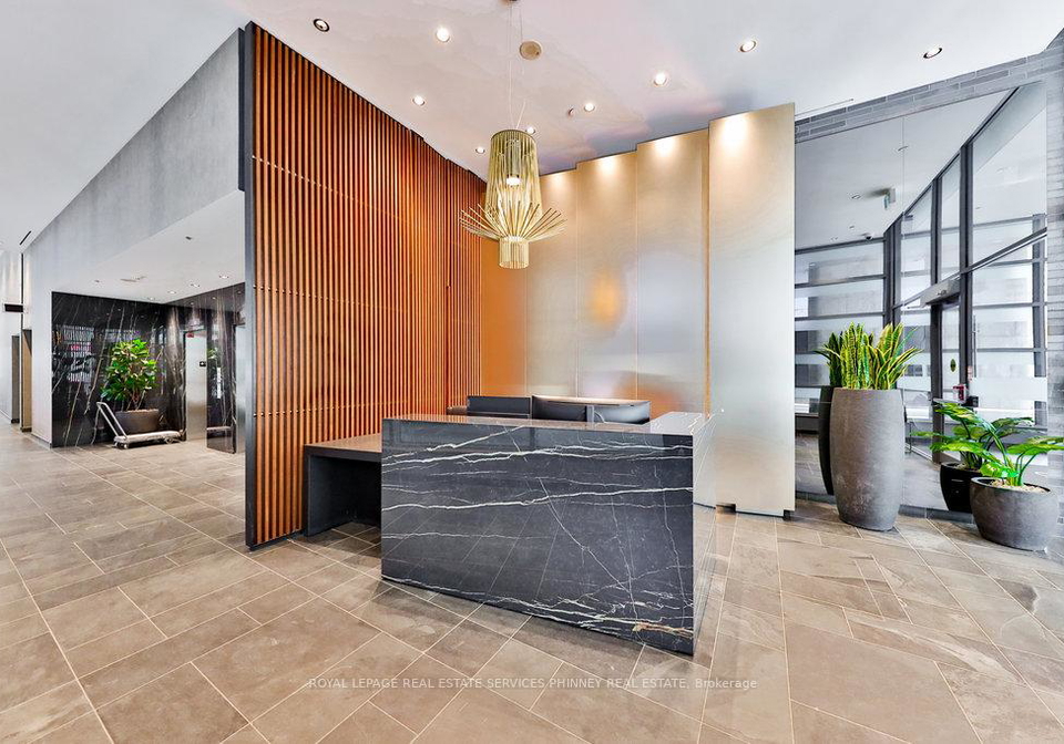 650-king-street-w-toronto-toronto-ontario-c13718418