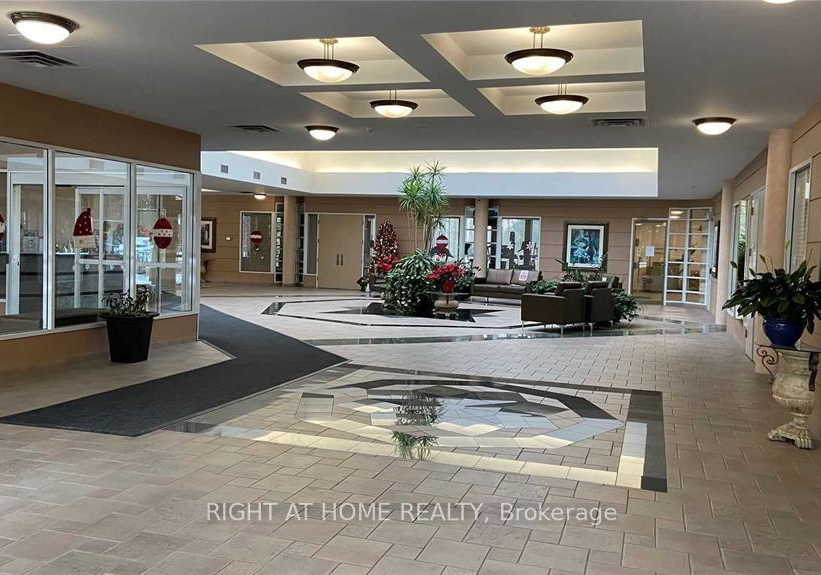 5-concorde-place-toronto-north-york-ontario-c13718422