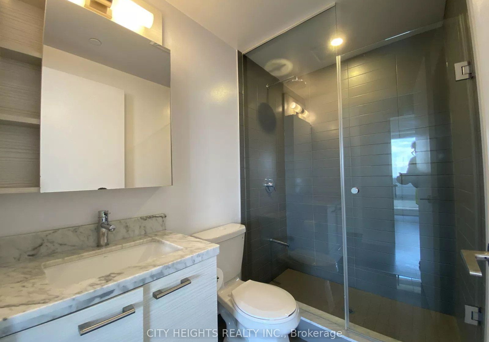 2221-yonge-street-toronto-toronto-ontario-c13718578