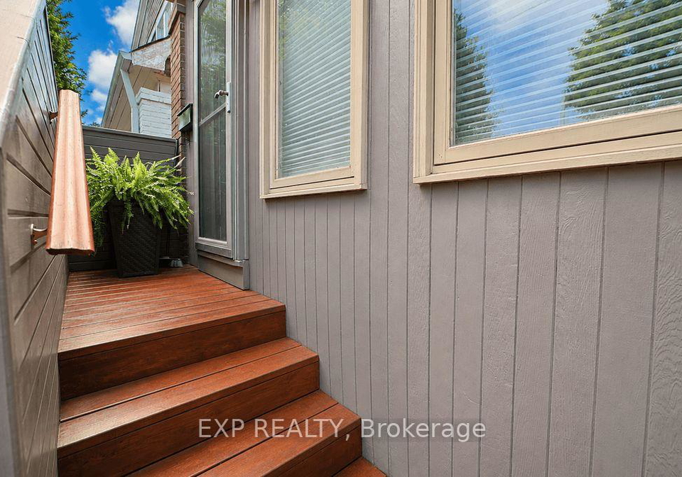 379-davisville-avenue-toronto-toronto-ontario-c13718632
