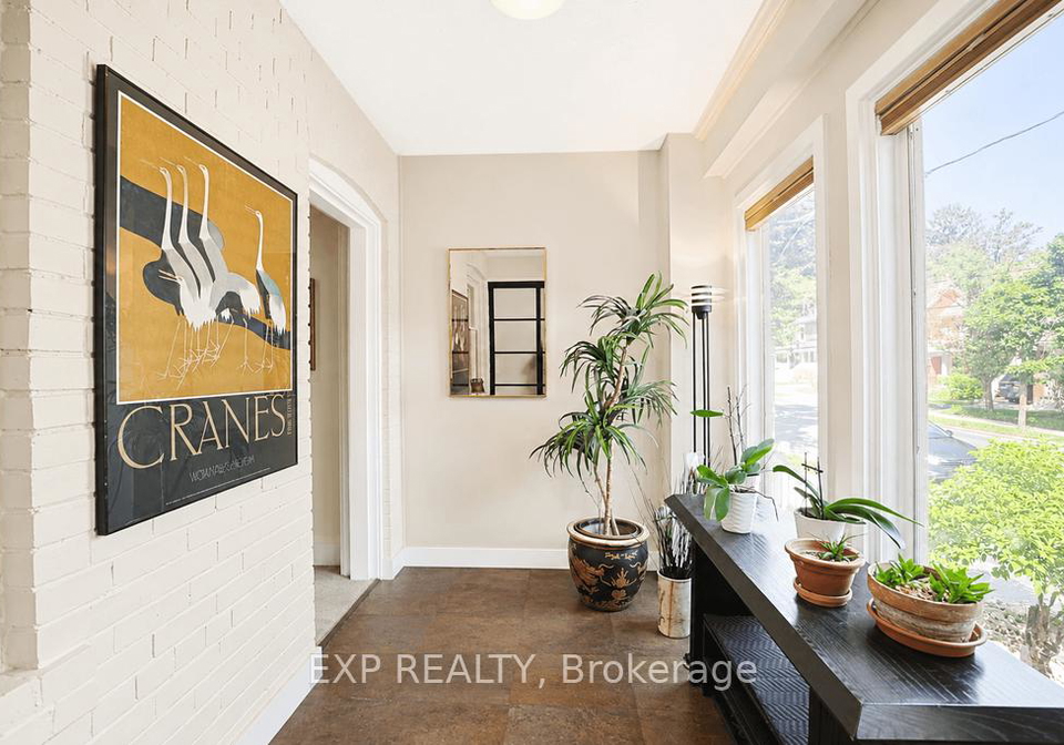 379-davisville-avenue-toronto-toronto-ontario-c13718632