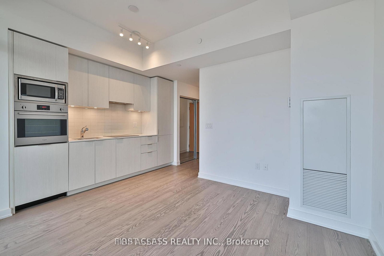 11-wellesley-street-w-toronto-toronto-ontario-c13718676