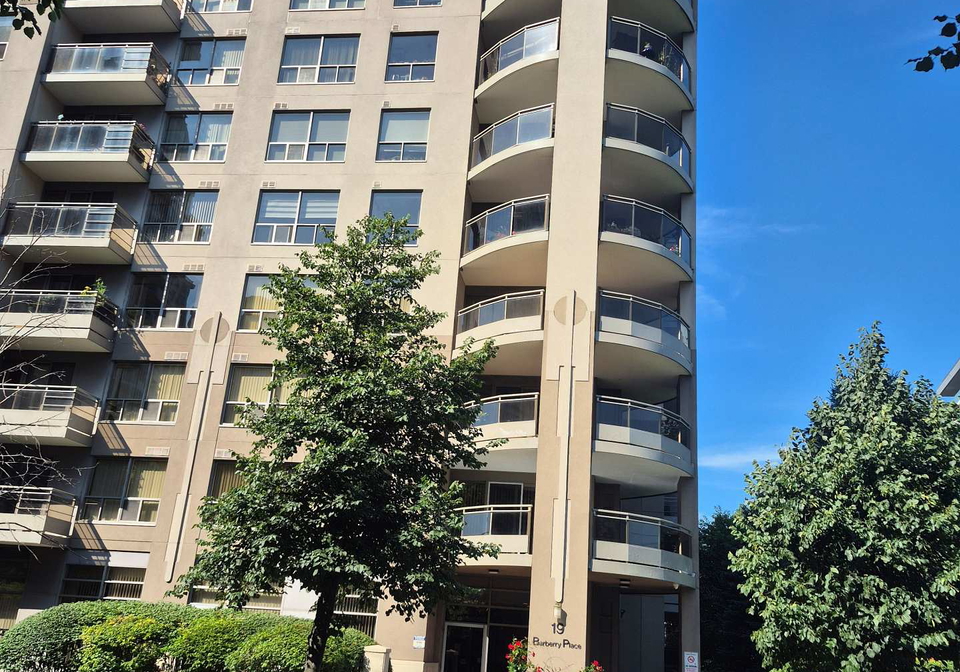 19-barberry-place-toronto-north-york-ontario-c13719212