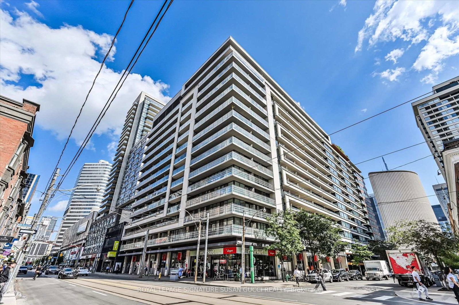 111-elizabeth-street-toronto-toronto-ontario-c13719320