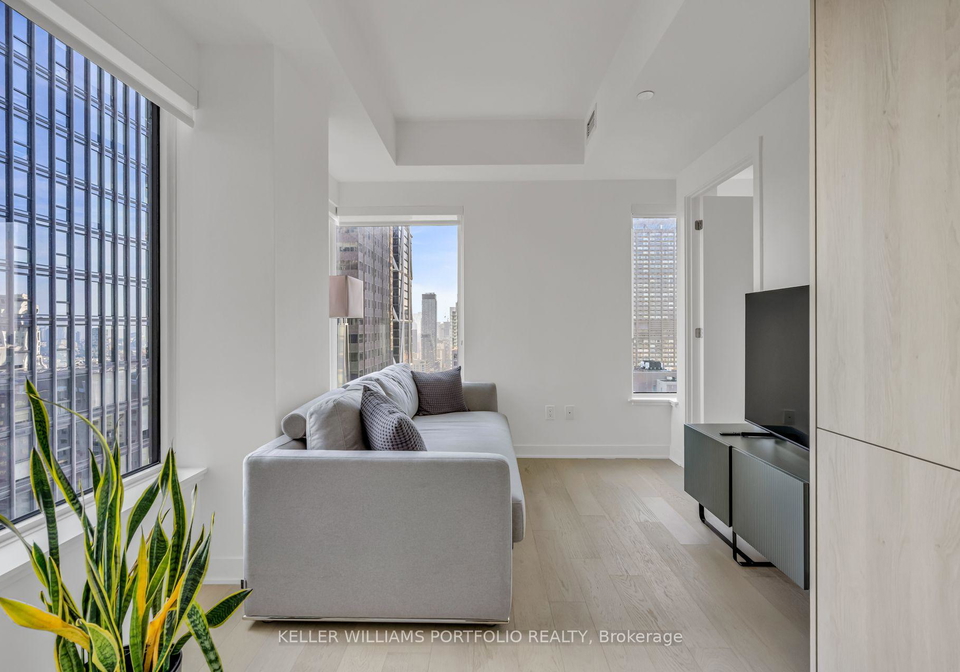 11-yorkville-avenue-toronto-toronto-ontario-c13720218