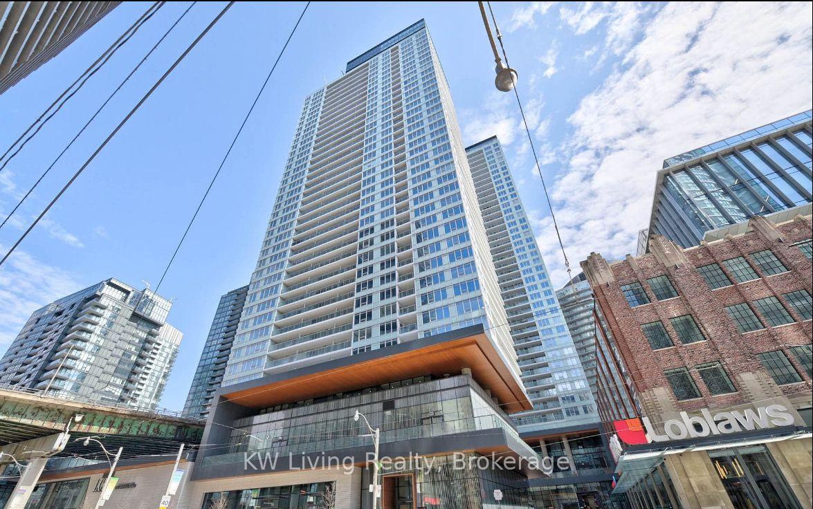 19-bathurst-street-toronto-toronto-ontario-c13720506
