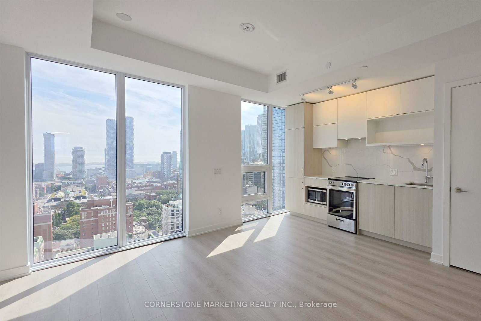 100-queen-street-e-toronto-toronto-ontario-c13720536