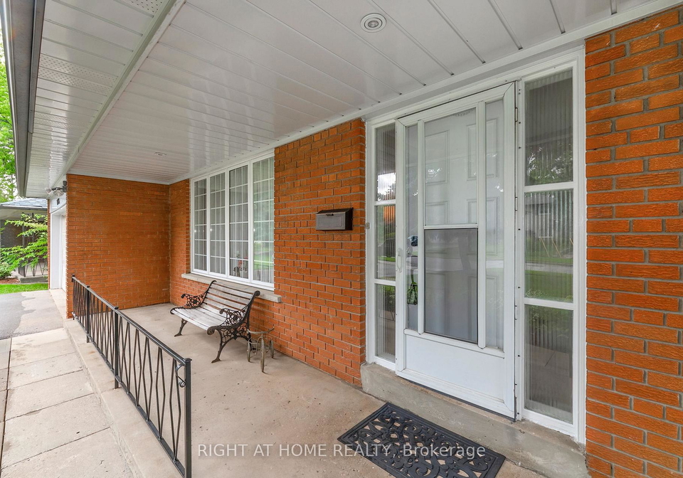 236-shaughnessy-boulevard-toronto-north-york-ontario-c13720770