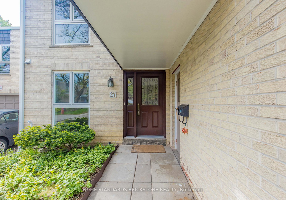 27-proudbank-millway-toronto-north-york-ontario-c13720824
