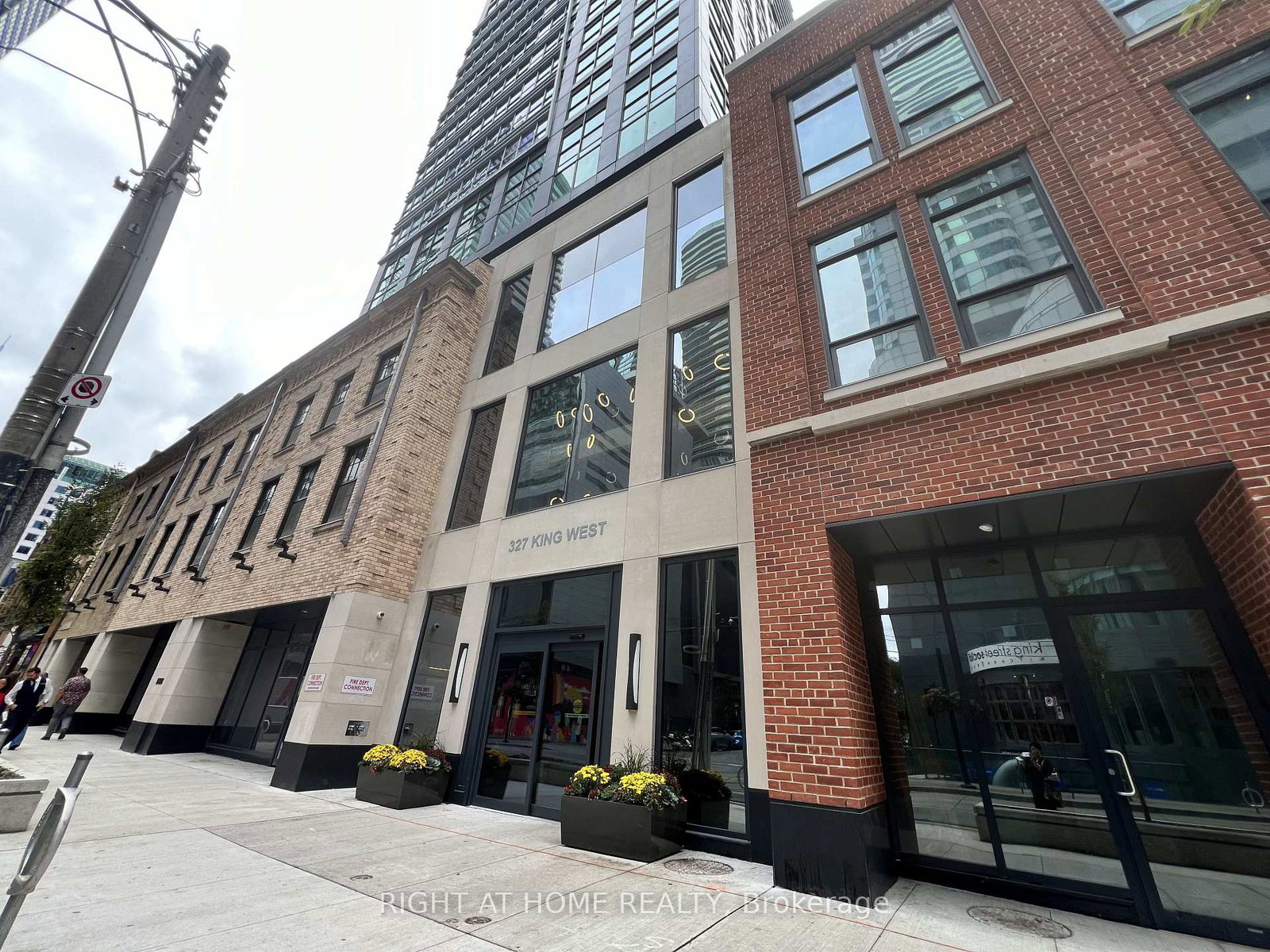 327-king-street-w-toronto-toronto-ontario-c13721132