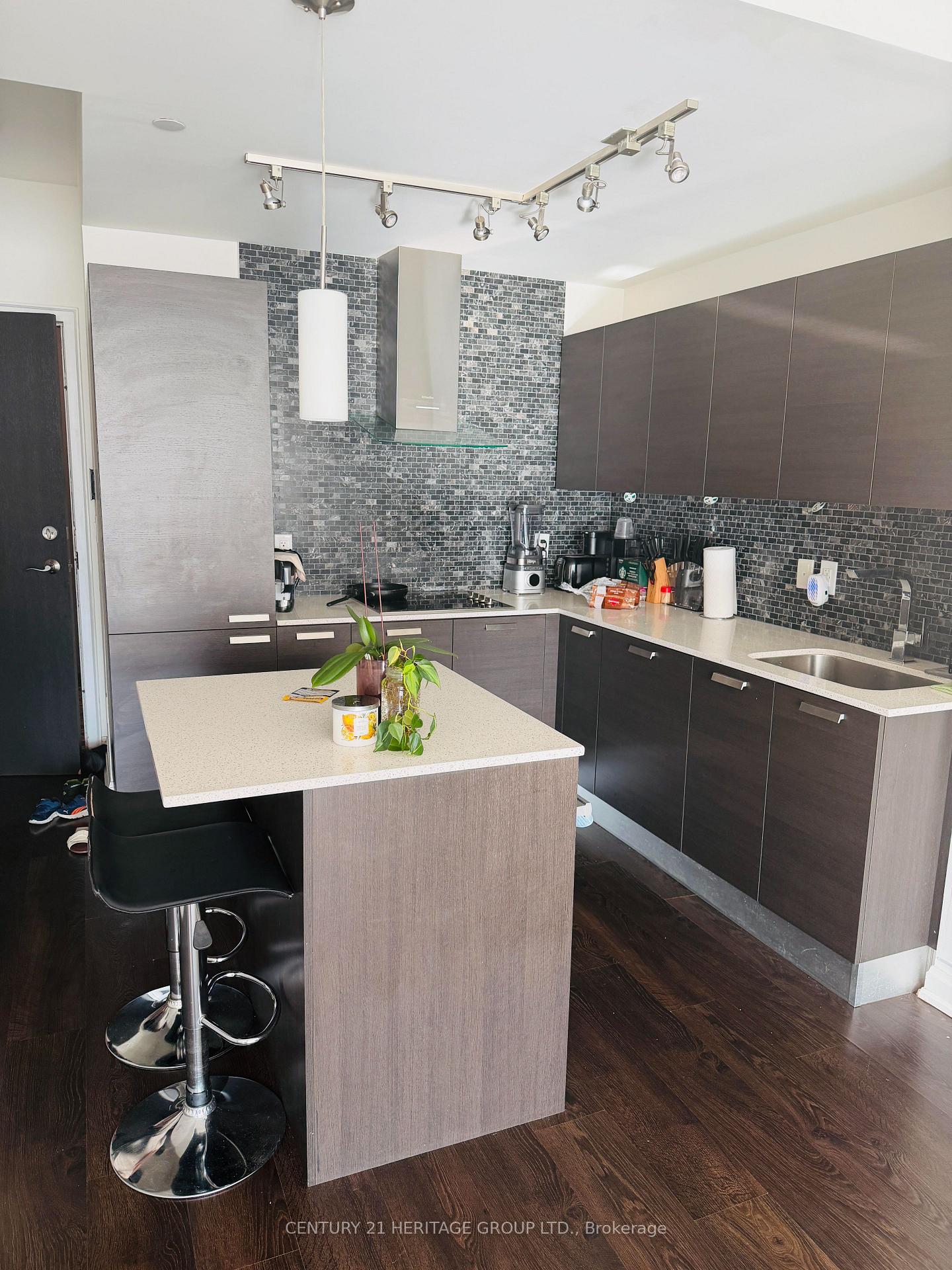 11-bogert-avenue-toronto-toronto-ontario-c13721238