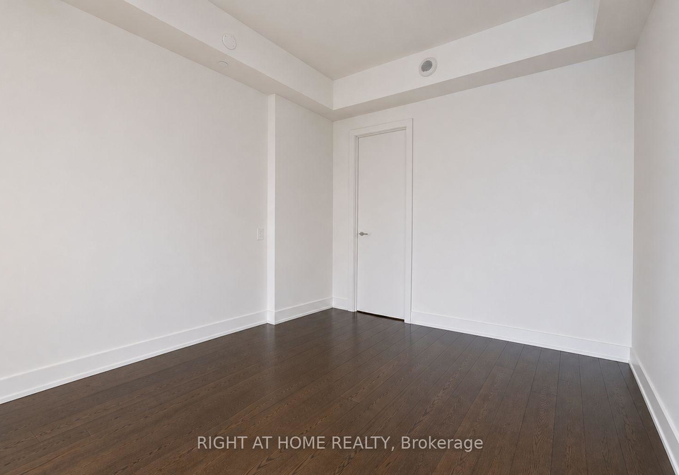 155-yorkville-avenue-toronto-toronto-ontario-c13721368