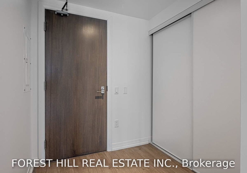 251-jarvis-street-toronto-toronto-ontario-c13721370