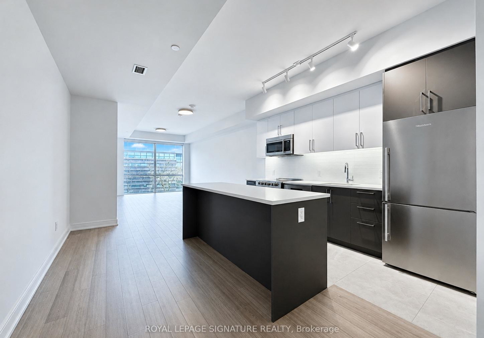 664-spadina-avenue-toronto-toronto-ontario-c13721382