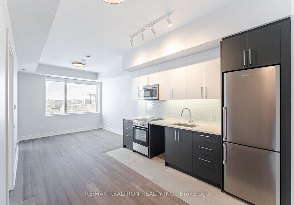 664-spadina-avenue-toronto-toronto-ontario-c13721440