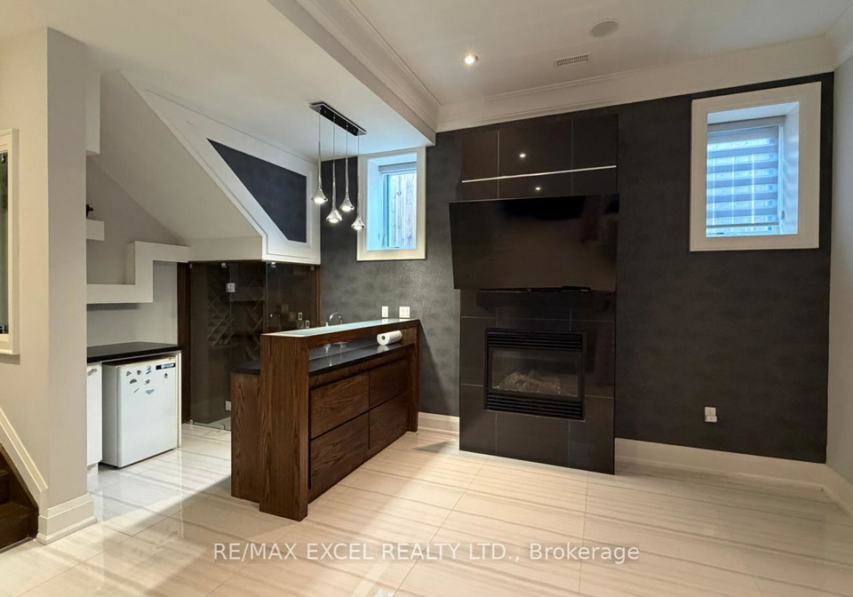 106-kingsdale-avenue-toronto-north-york-ontario-c13721510