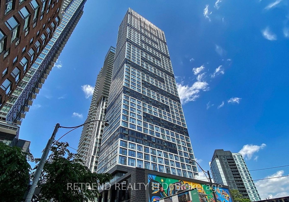 181-dundas-street-e-toronto-toronto-ontario-c13722178