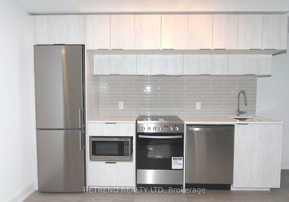 181-dundas-street-e-toronto-toronto-ontario-c13722178