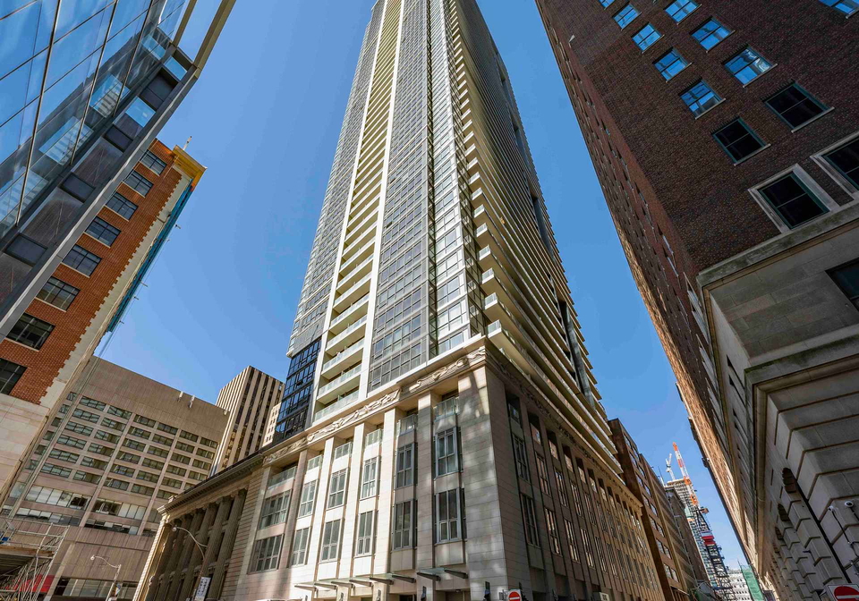 70-temperance-street-toronto-toronto-ontario-c13722246