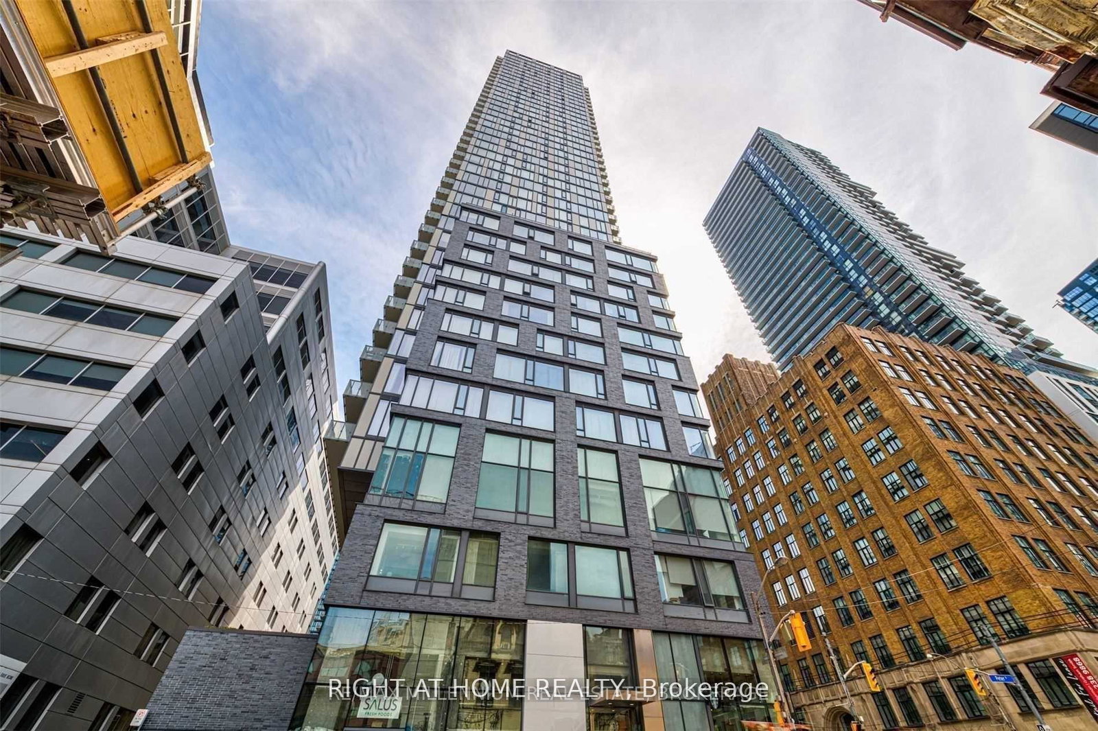 101-peter-street-w-toronto-toronto-ontario-c13722370