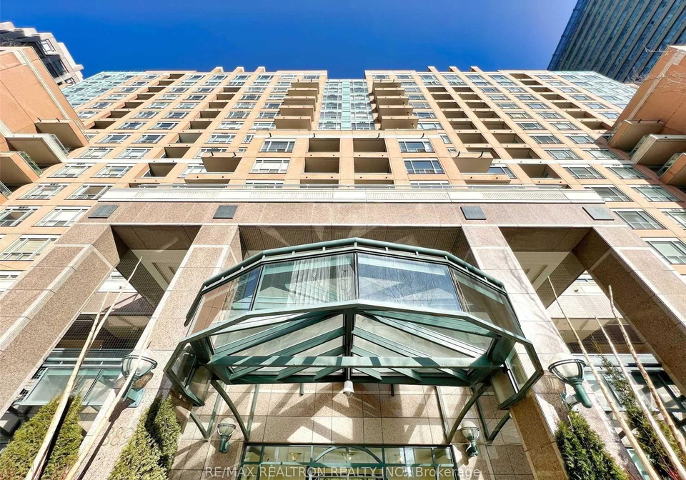 887-bay-street-toronto-toronto-ontario-c13722386
