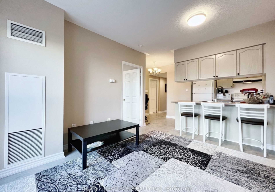 887-bay-street-toronto-toronto-ontario-c13722386