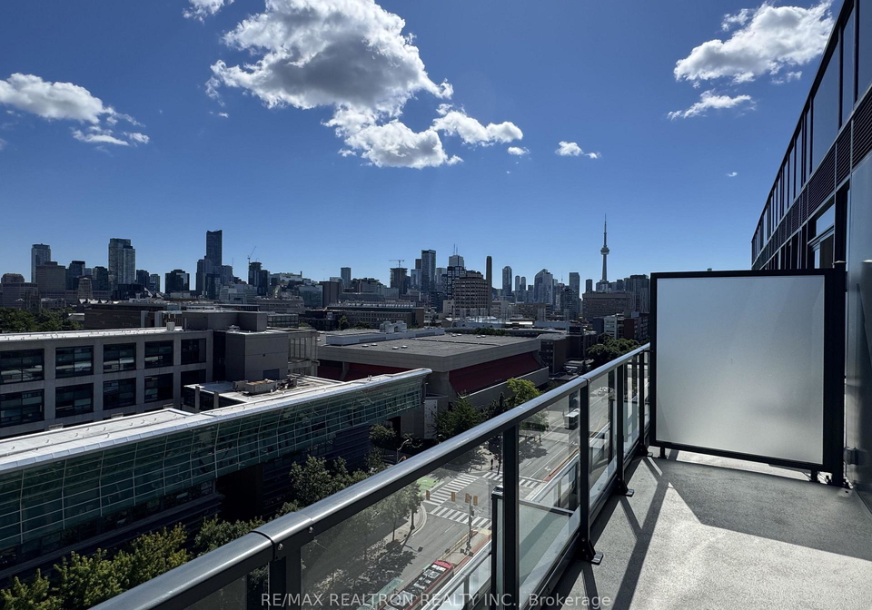 664-spadina-avenue-toronto-toronto-ontario-c13722460