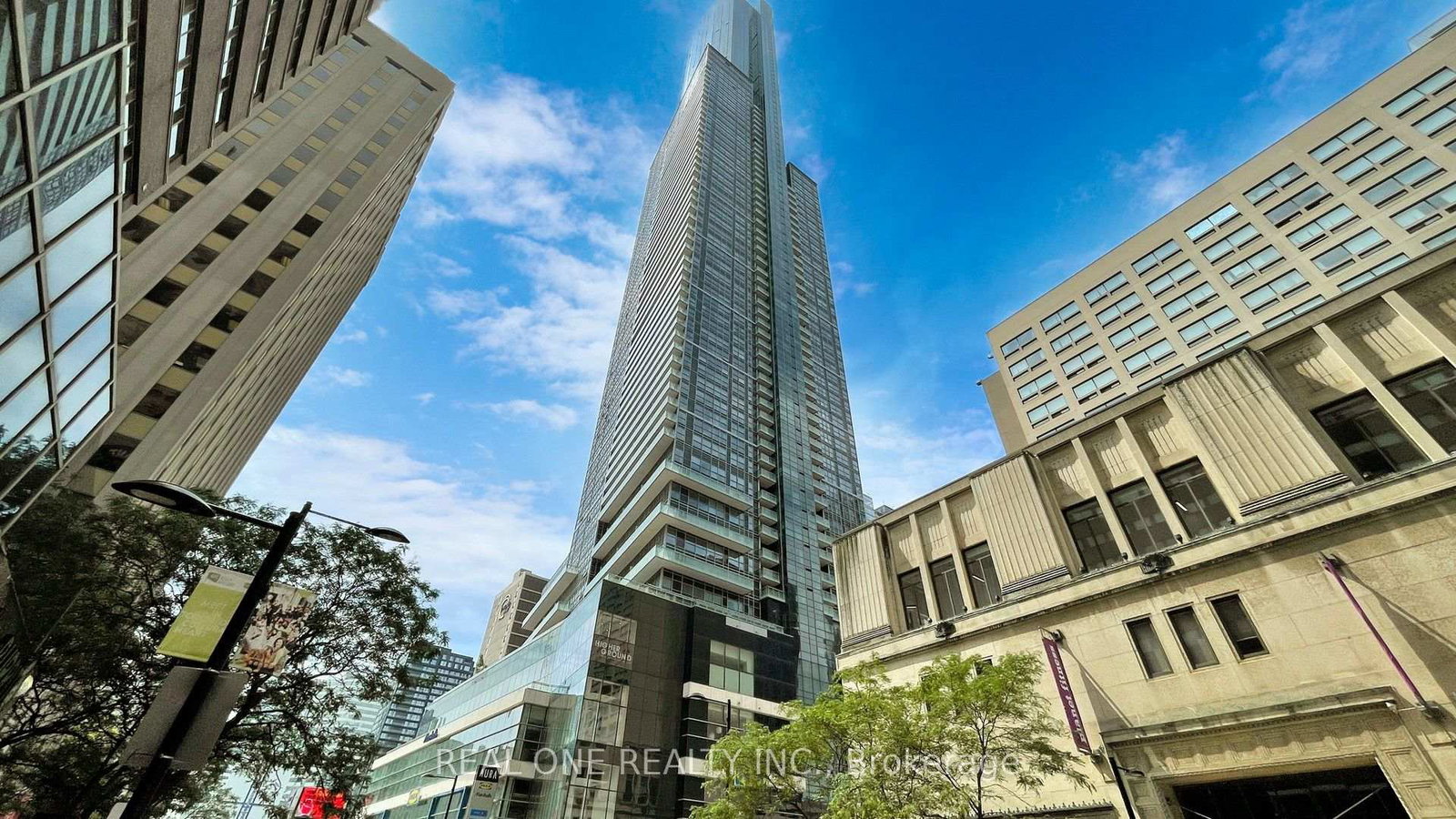 386-yonge-street-toronto-toronto-ontario-c13722568