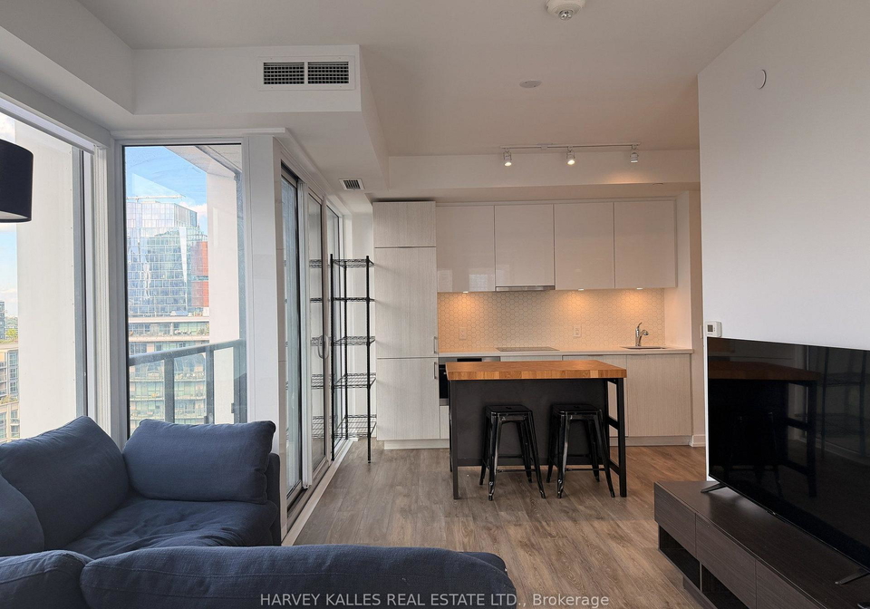 158-front-street-e-toronto-toronto-ontario-c13722678