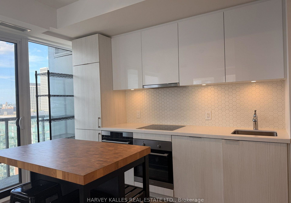 158-front-street-e-toronto-toronto-ontario-c13722678