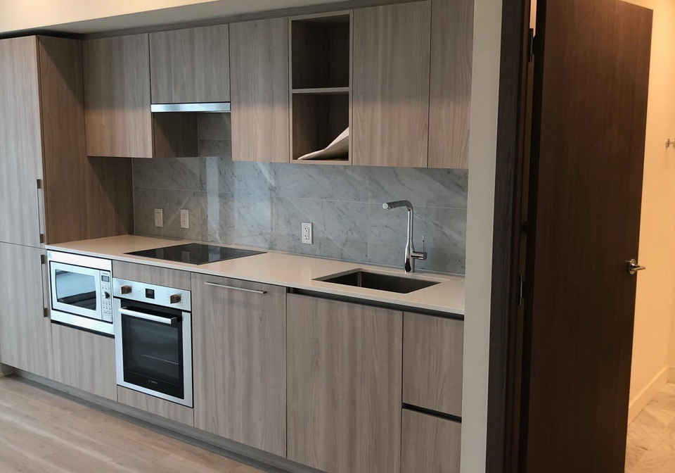 19-bathurst-street-toronto-toronto-ontario-c13722704