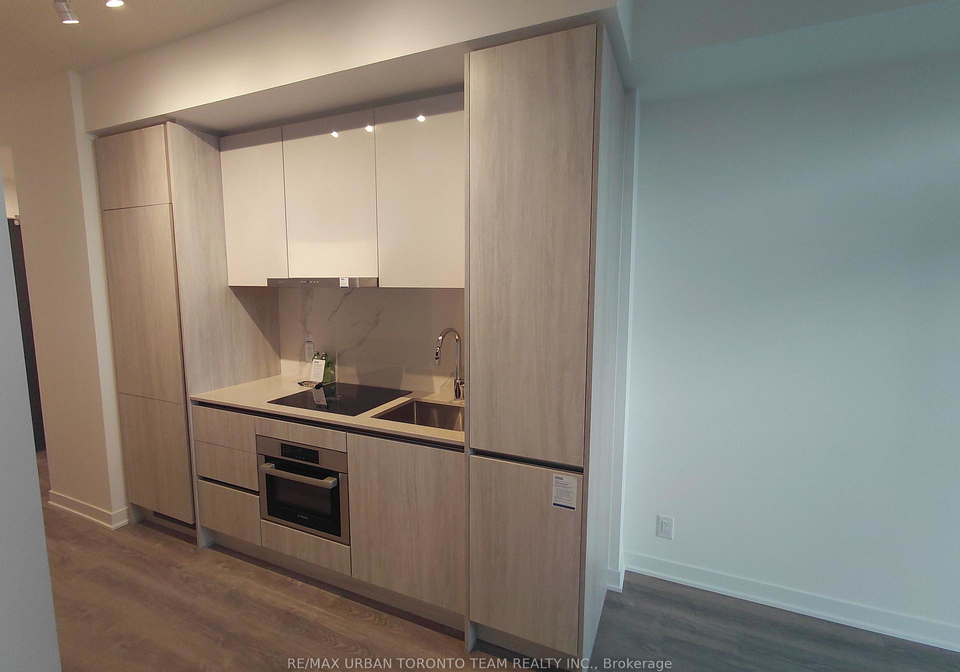 180-front-street-e-toronto-toronto-ontario-c13722732