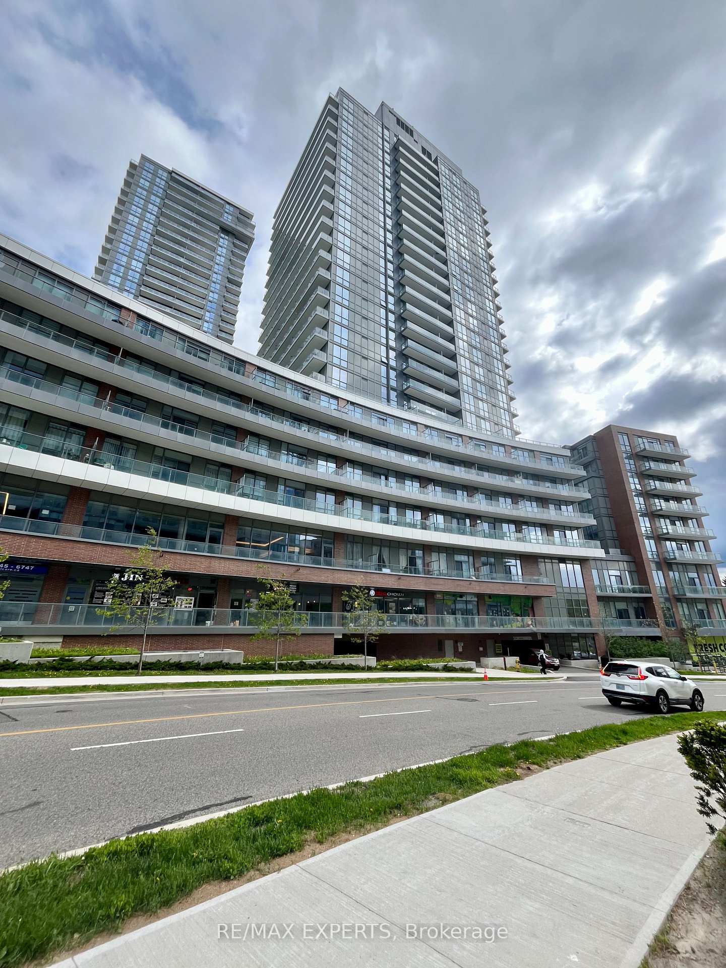 38-forest-manor-road-toronto-north-york-ontario-c13722784