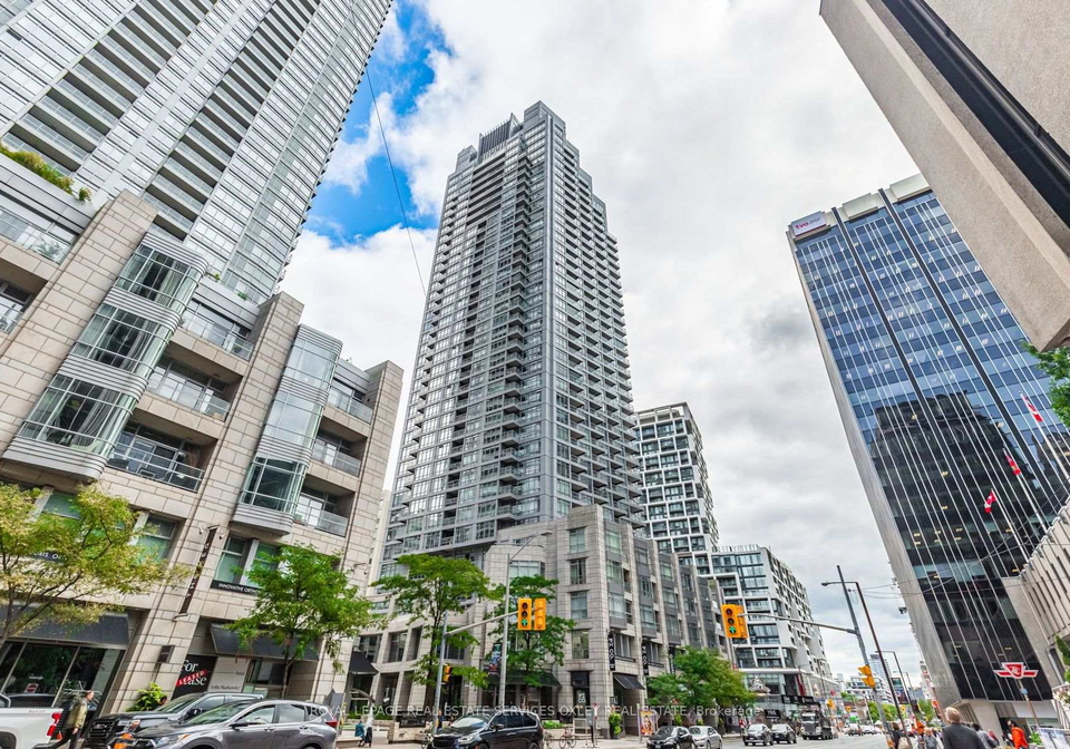 2181-yonge-street-toronto-toronto-ontario-c13722974
