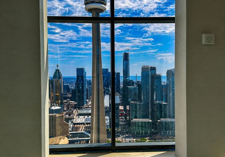 1-concord-cityplace-way-toronto-toronto-ontario-c13723230