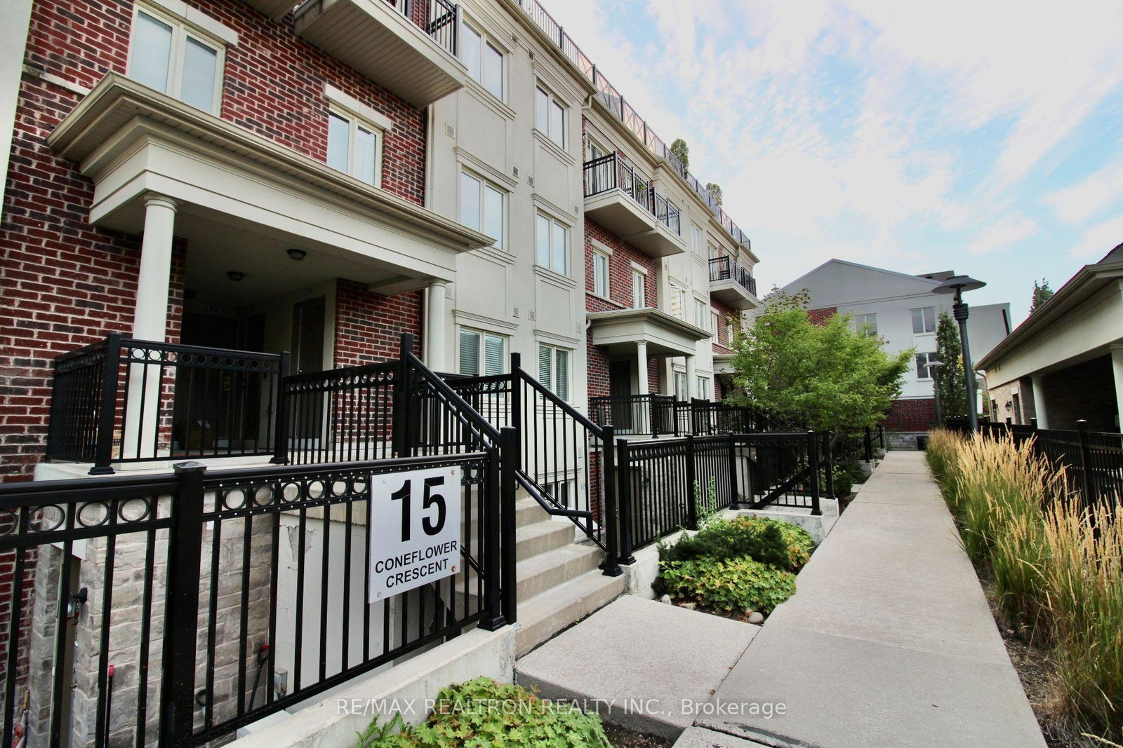 15-coneflower-crescent-toronto-toronto-ontario-c13723442