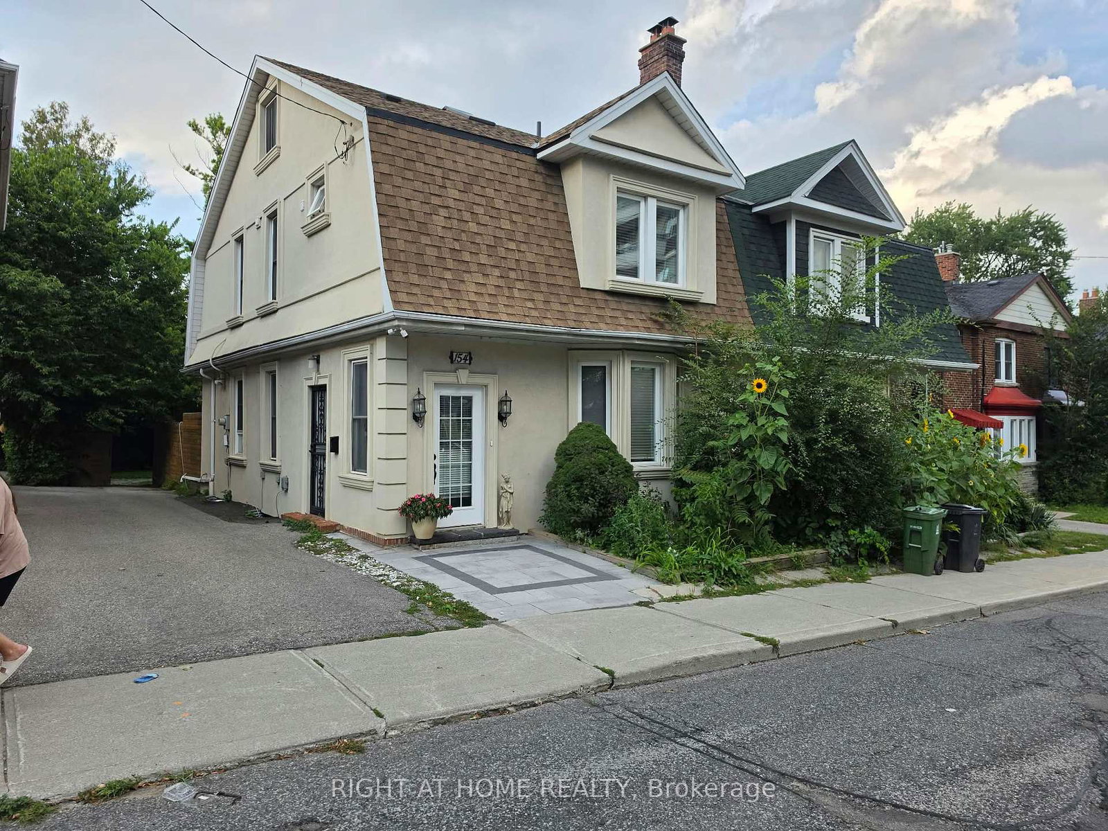 154-davisville-avenue-toronto-toronto-ontario-c13723454
